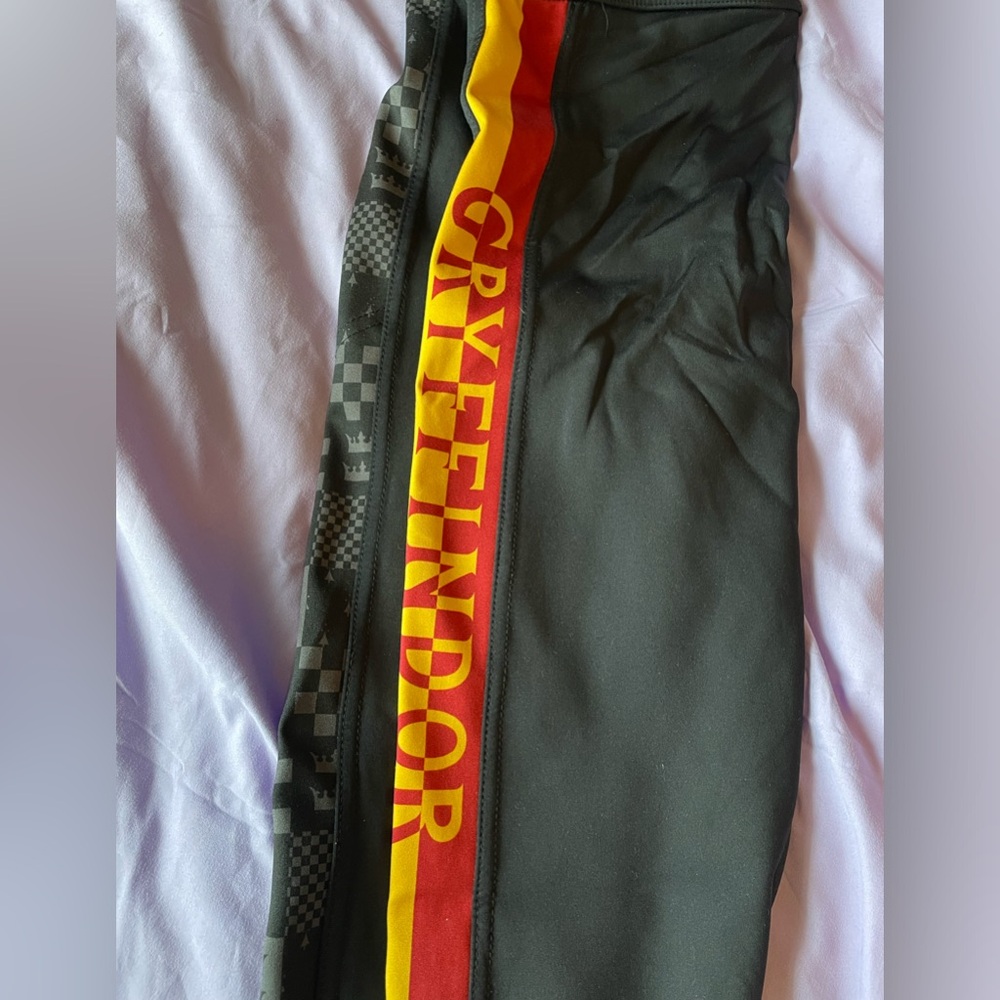 Blackmilk Clothing Harry Potter Gryffindor Leggings Medium